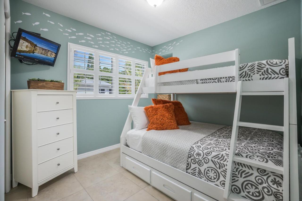Toes In The Water - 110 Palm Ave Vila Anna Maria Exterior foto